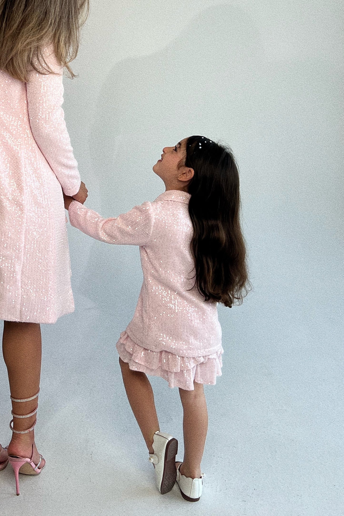 𝒄𝒍𝒂𝒓𝒂 𝒏𝒐.𝟏