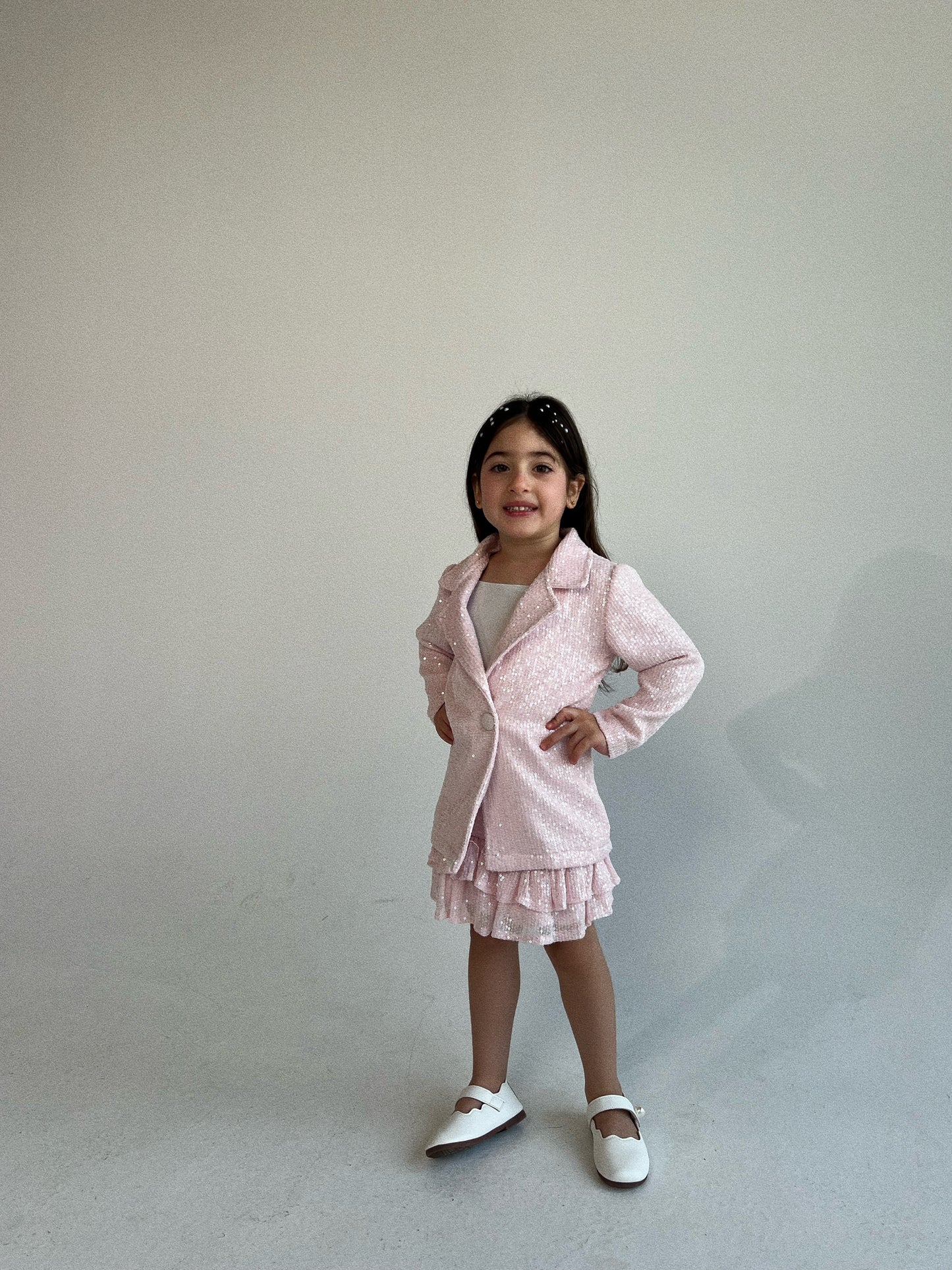 𝒄𝒍𝒂𝒓𝒂 𝒏𝒐.𝟏