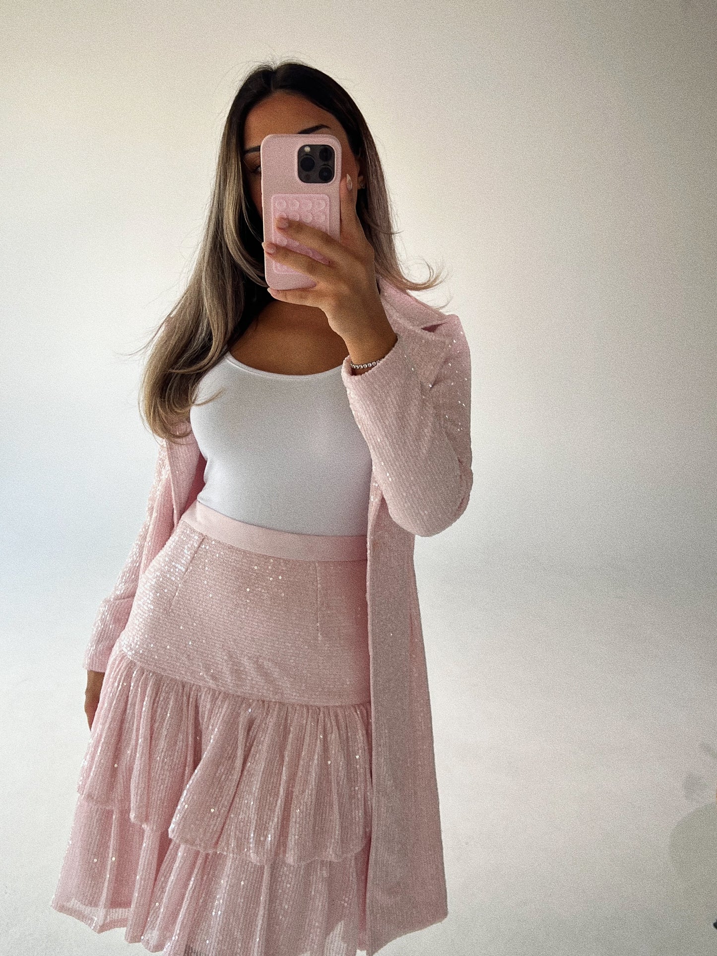 𝒄𝒍𝒂𝒓𝒂𝒂 𝒏𝒐.𝟐