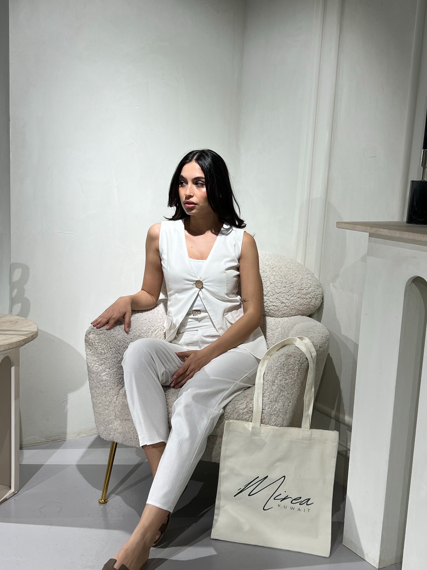 𝑳𝑰𝑵𝑬𝑵 𝑺𝑬𝑻