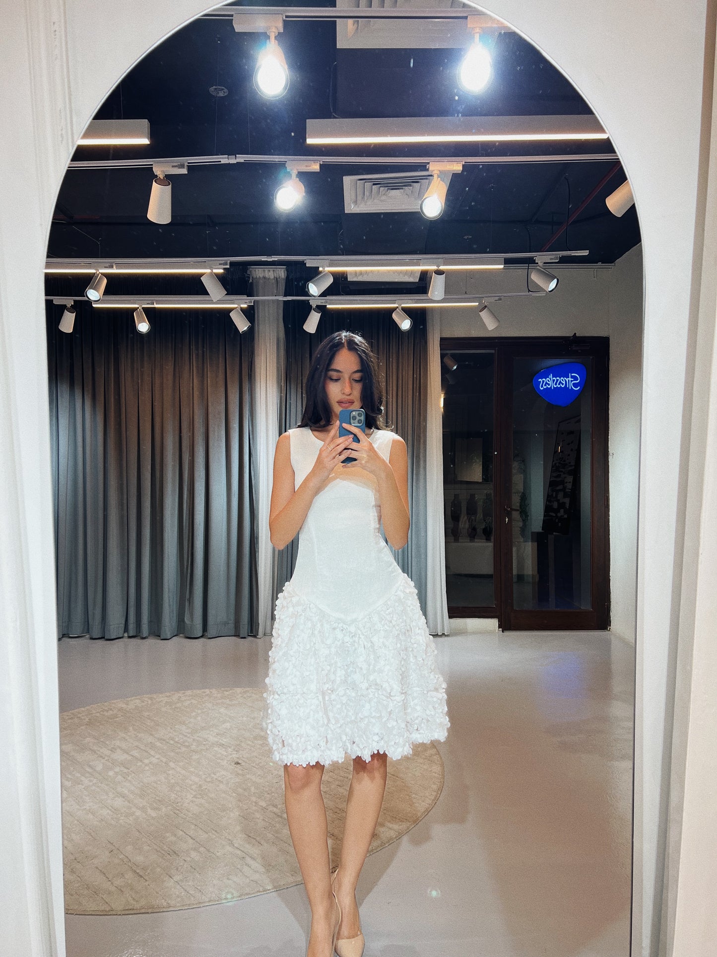 𝑭𝑳𝑶𝑹𝑨 𝑫𝑹𝑬𝑺𝑺