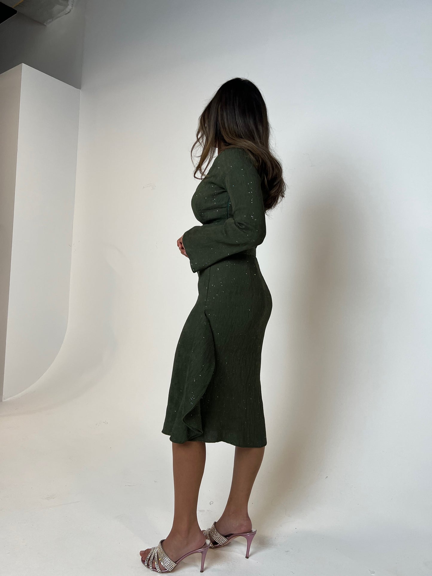 𝑲𝑯𝑨𝑲𝑰 𝑺𝑬𝑻𝑻