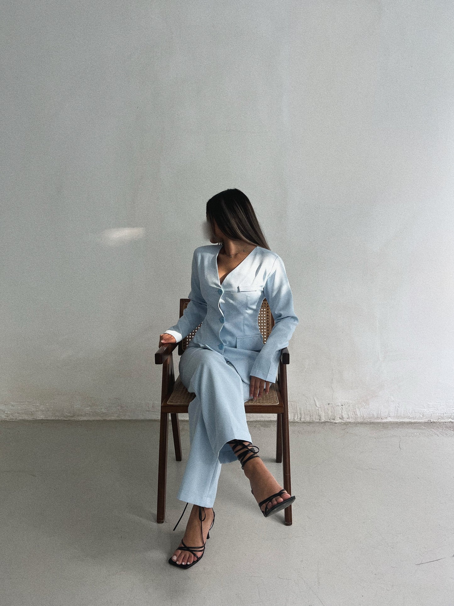 𝑩𝑳𝑼 𝑺𝑬𝑻𝑻