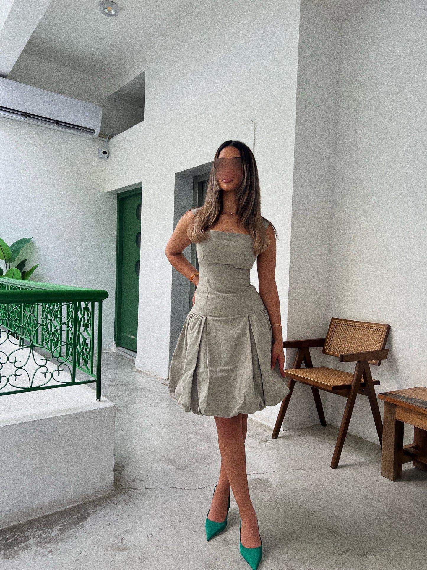 𝑬𝑳𝑳𝑨 𝑺𝑯𝑶𝑹𝑻 𝑫𝑹𝑬𝑺𝑺